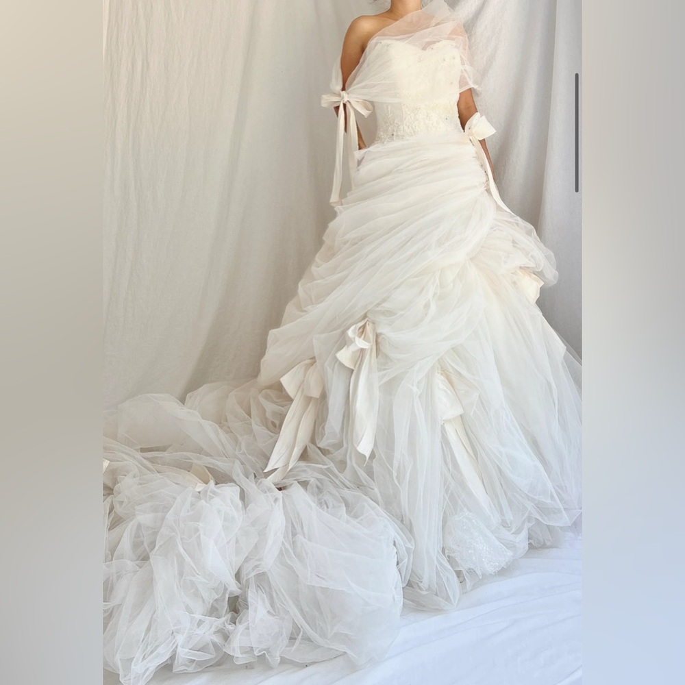 Ian Stuart early 2000s vintage gown beaded  bodice w tulle & silk ribbon detail